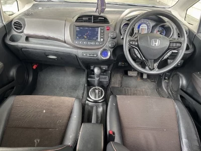 Honda FIT SHUTTLE HYBRID