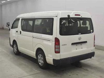 Toyota HIACE WAGON