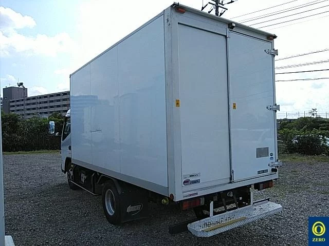 Mitsubishi Fuso Canter  с аукциона в Японии