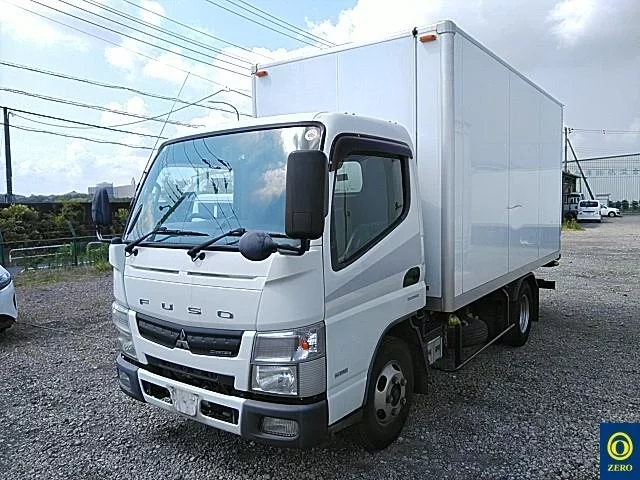 Mitsubishi Fuso Canter  с аукциона в Японии