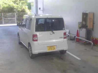 Daihatsu Move Conte