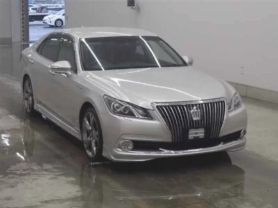 Toyota CROWN MAJESTA
