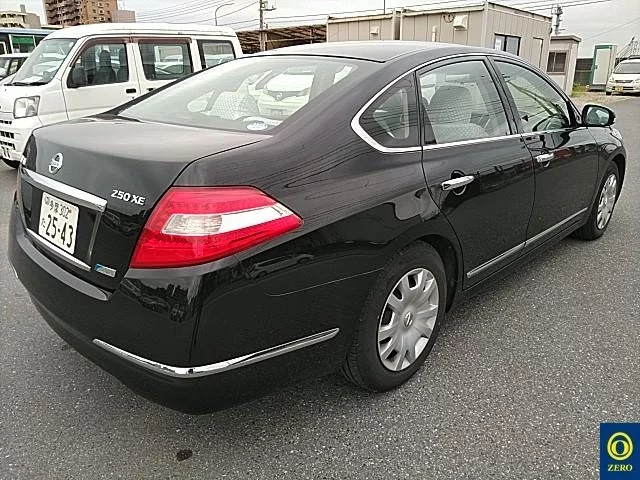 Nissan Teana  с аукциона в Японии