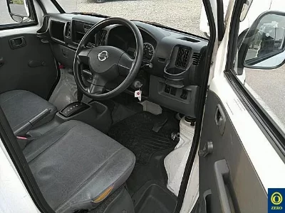 NISSAN NT100 CLIPPER
