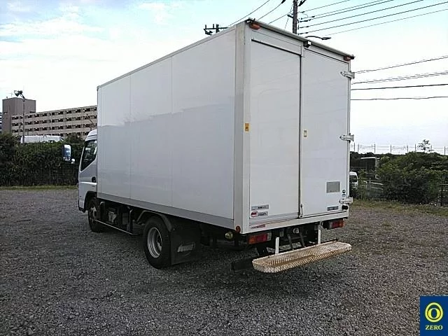 Mitsubishi Fuso Canter  с аукциона в Японии