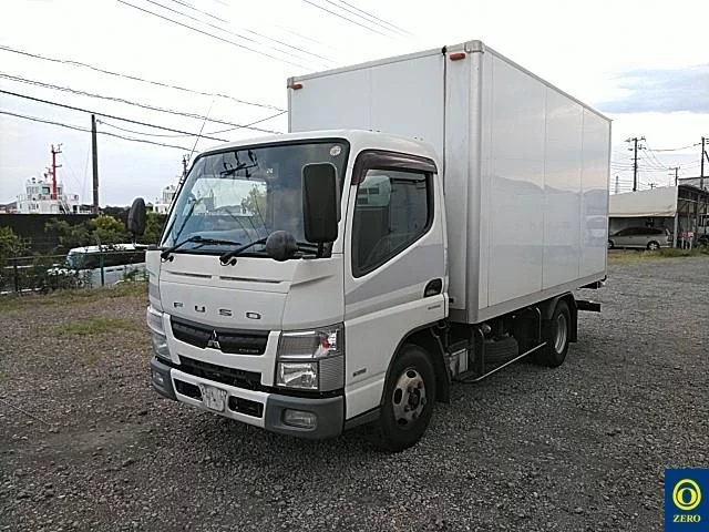 Mitsubishi Fuso Canter  с аукциона в Японии