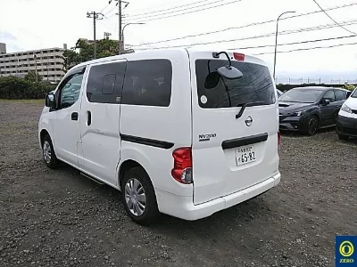 Nissan NV200 VANETTE VAN