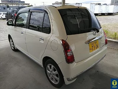 Daihatsu Mira Gino