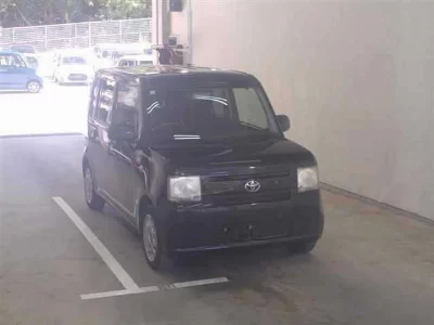 Toyota Pixis Space