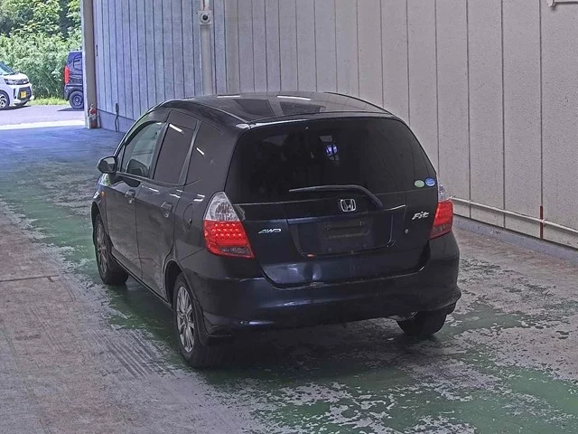Honda Fit  с аукциона в Японии