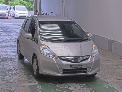 Honda FIT HYBRID