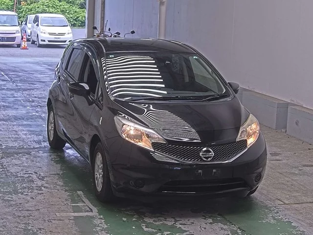 Nissan Note  с аукциона в Японии