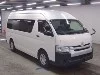 TOYOTA HIACE COMMUTER
