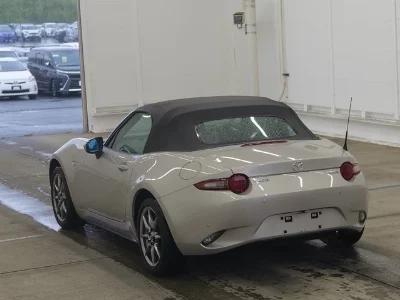 Mazda Roadster