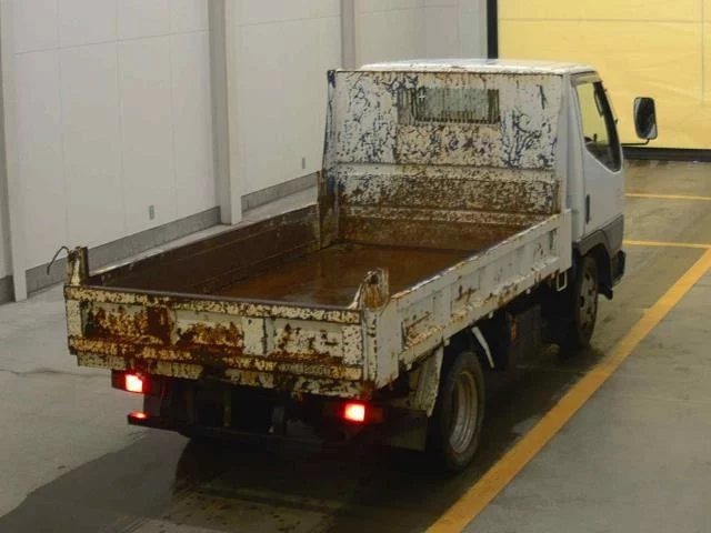 Mitsubishi Fuso Canter  с аукциона в Японии
