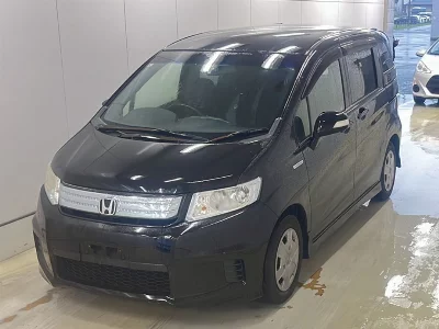 Honda FREED SPIKE HYBRID