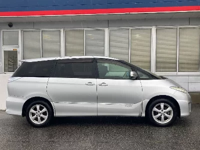 Toyota Estima Hybrid