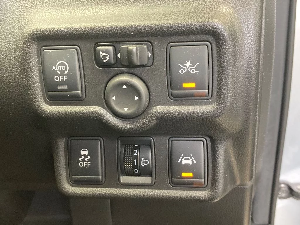 Nissan Note  с аукциона в Японии