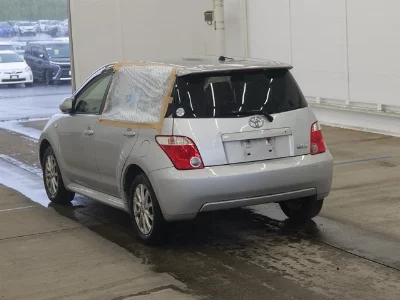 Toyota Ist