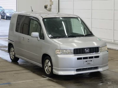 Honda Mobilio Spike
