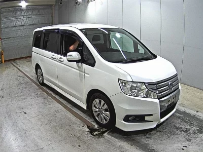 Honda STEPWGN SPADA