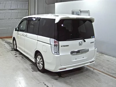 Honda STEPWGN SPADA