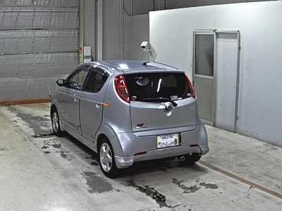 Subaru R2