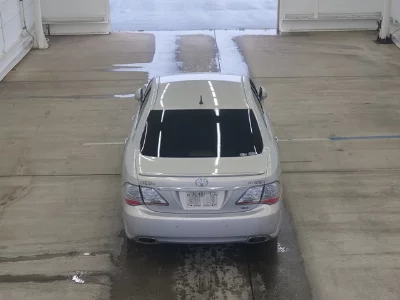 Toyota CROWN HYBRID