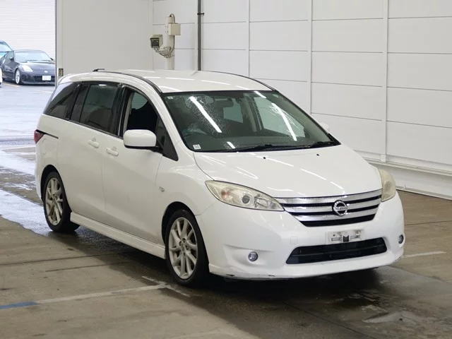 Nissan Lafesta  с аукциона в Японии