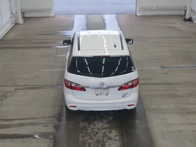 Nissan Lafesta  с аукциона в Японии