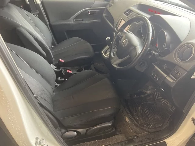 Nissan Lafesta  с аукциона в Японии