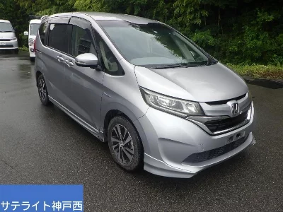 Honda FREED + HYBRID
