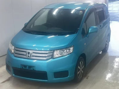 Honda Freed Spike