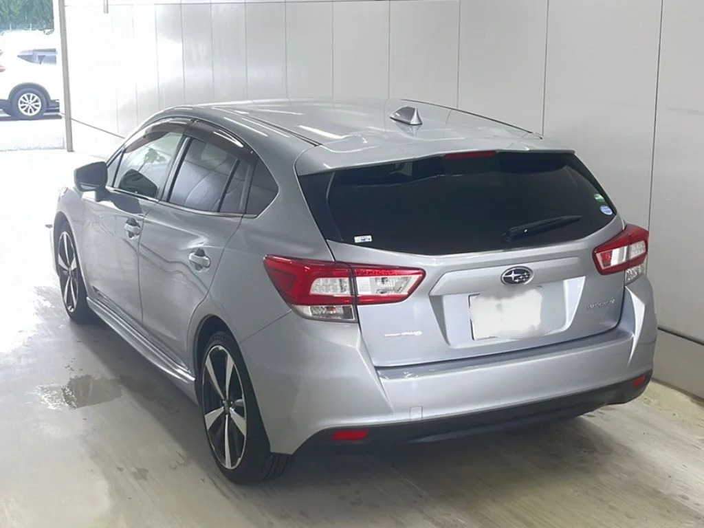 Subaru Impreza  с аукциона в Японии