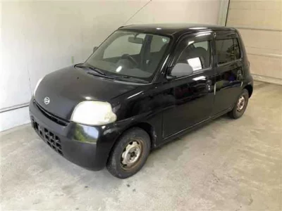 Daihatsu Esse