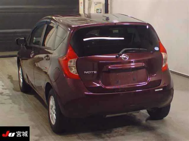 Nissan Note  с аукциона в Японии