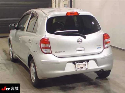 Nissan March