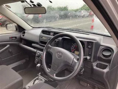 Toyota SUCCEED VAN