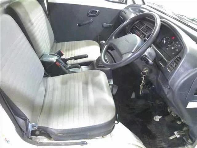 Suzuki CARRY  с аукциона в Японии