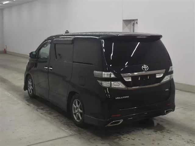 Toyota Vellfire  с аукциона в Японии