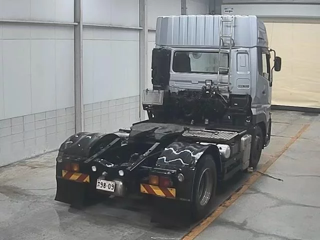Nissan UD  с аукциона в Японии