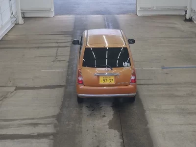 Daihatsu Mira Gino