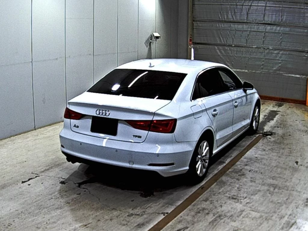 Audi A3  с аукциона в Японии