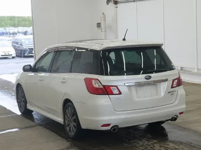 Subaru Exiga