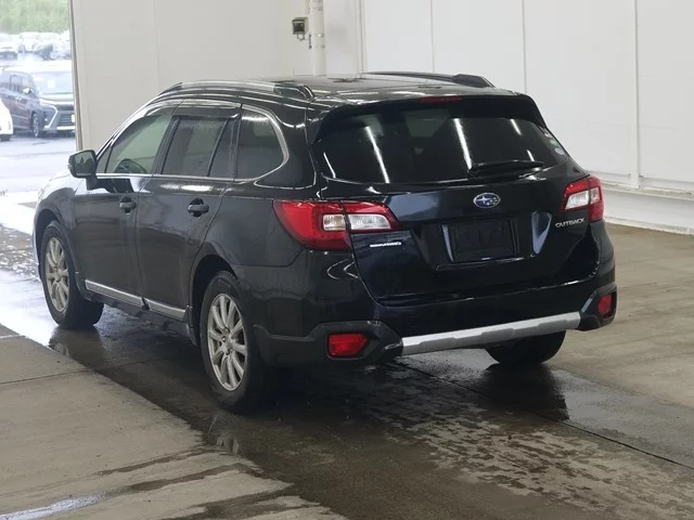 Subaru Outback  с аукциона в Японии