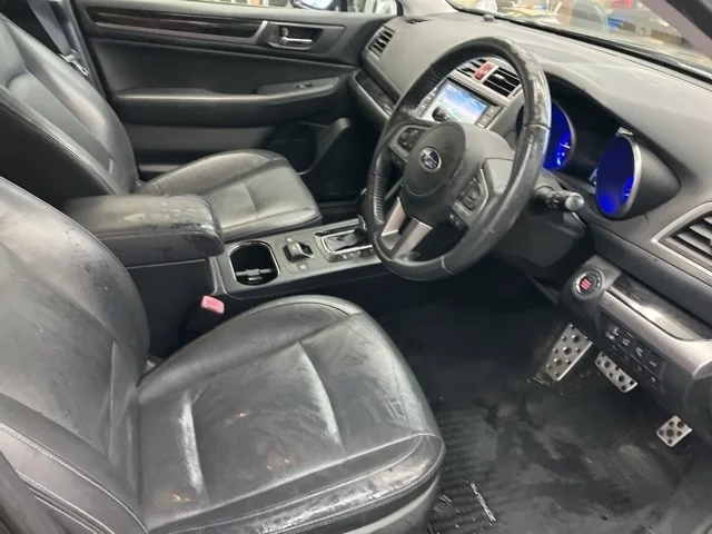 Subaru Outback  с аукциона в Японии