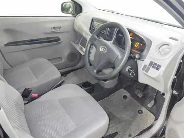 Daihatsu Mira e:S  с аукциона в Японии