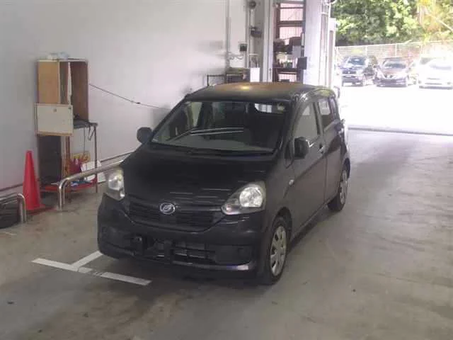 Daihatsu Mira e:S  с аукциона в Японии