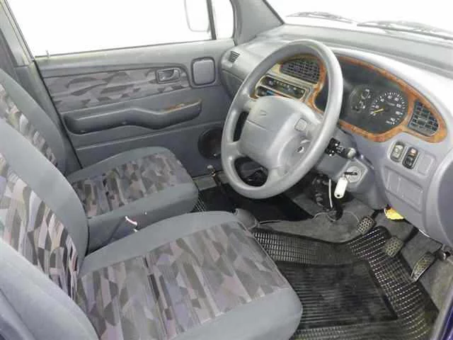 Daihatsu Move  с аукциона в Японии