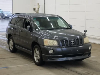Toyota Kluger V